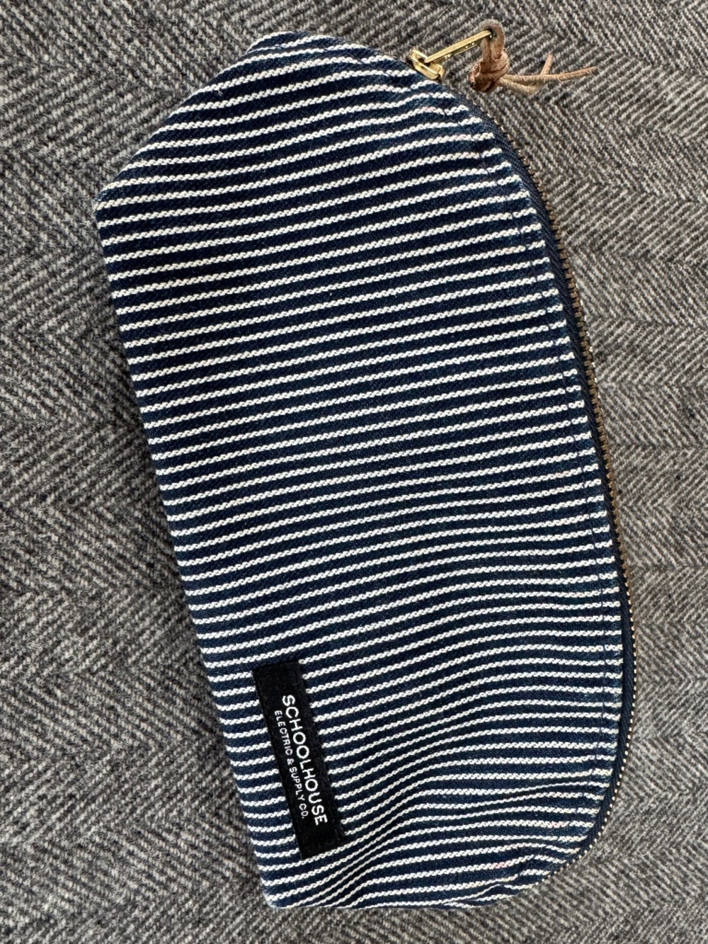 SCHOOLHOUSE COSMETIC BAG IN CUTE DENIM TICKING. - Picture 2 of 11